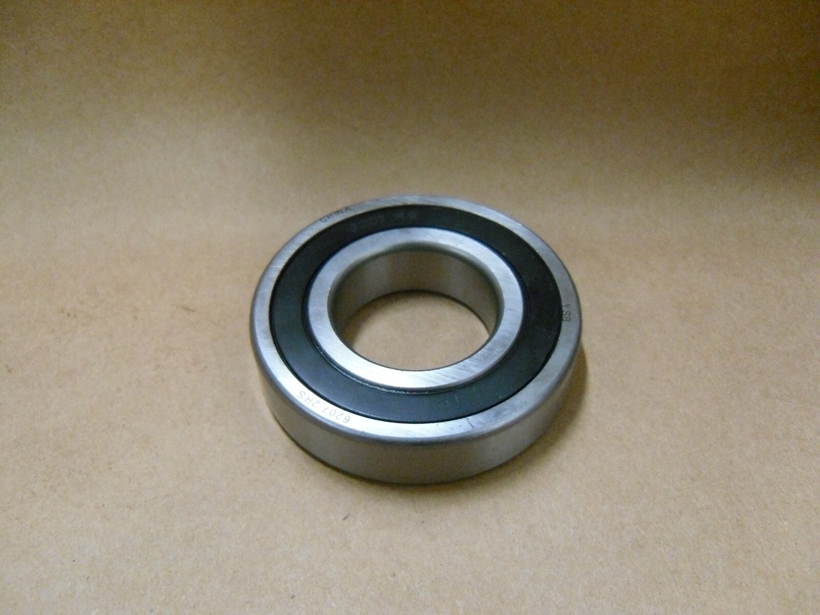 6207-2RS BALL BEARING 35X72X17 MM