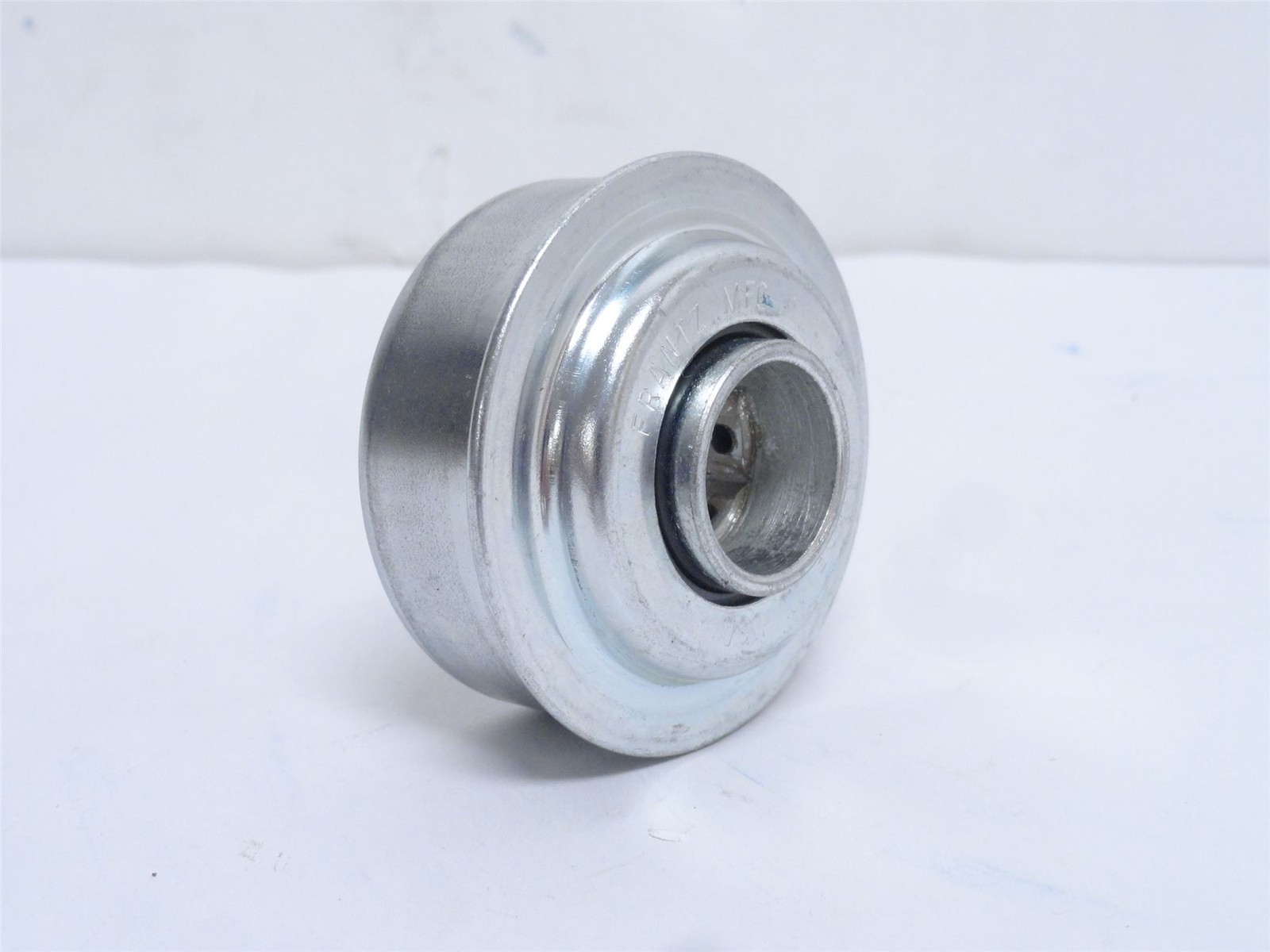 247901 New-No Box; Frantz 2530Z Flanged Unground Non-Precision Bearing 11/16″ID
