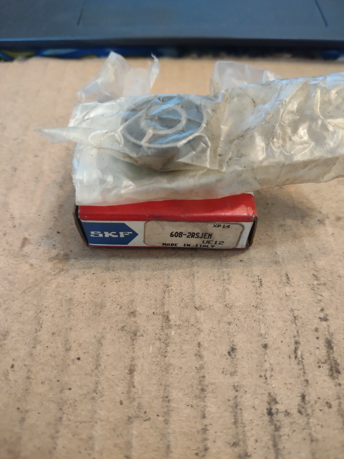 SKF 608 2RSJEM Deep Groove Ball Bearing 608-2RSJEM