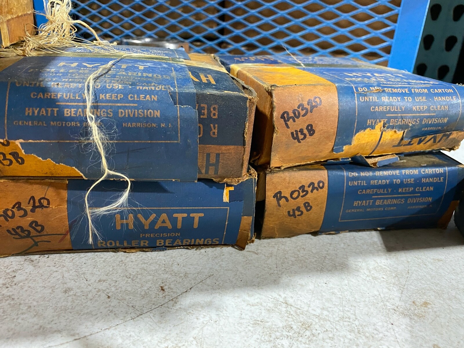 One (1) Delco Hyatt Roller Bearing R-0320 Part / Race / Brace Inner Ring 43B NOS