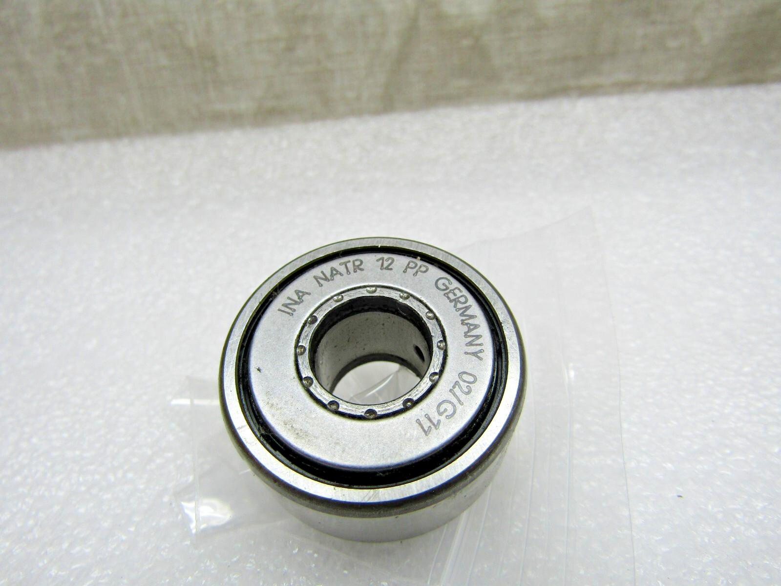 INA NATR12 PP 32mm OD Sealed Yoke Roller Bearing 12mm Bore X 15mm wide