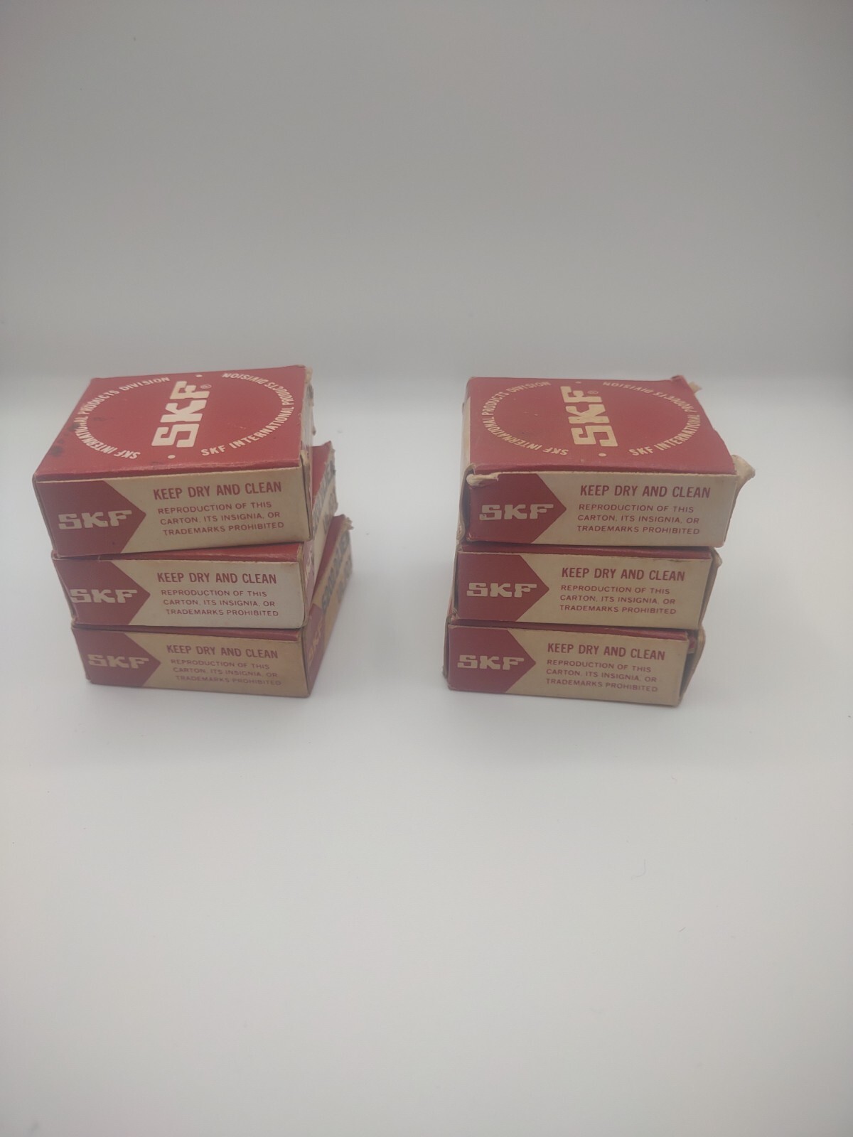 Lot of (6) SKF 6202 2ZJEM Ball Bearings NOS