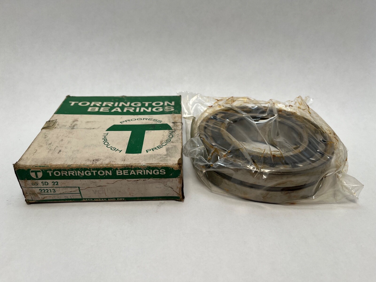 Torrington 22213VCFW33C3 Spherical Bearing 65x120x31mm 22213-VCF-W33-C3 Italy