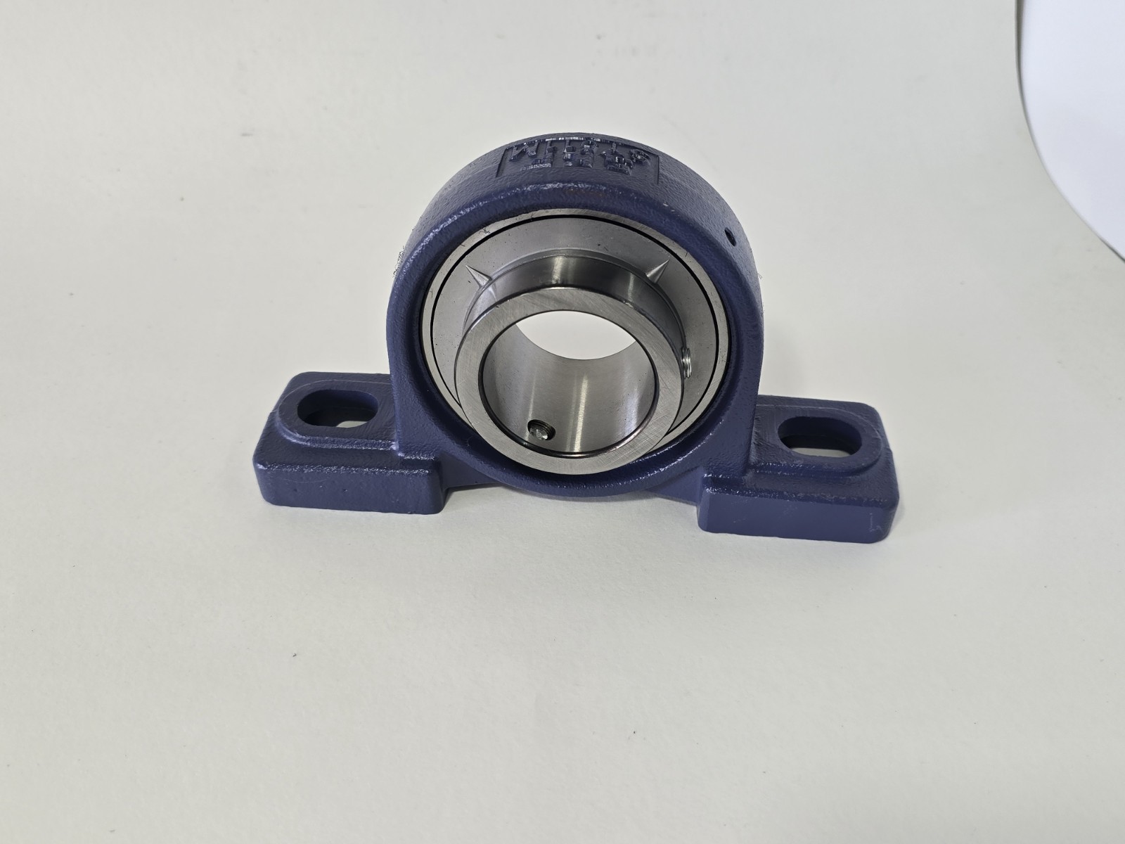 SKF SY 2 TF PB 2 Bolt Bearing-Factory New! 2″ Bore Pillow Block Bearing