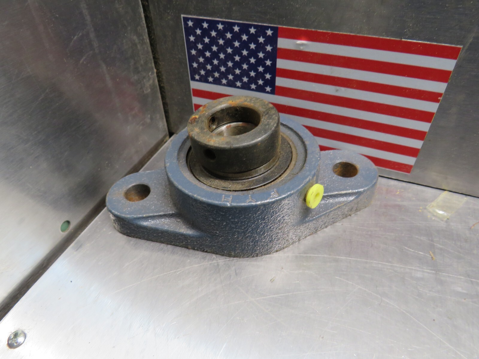 FYH FL205 Flange w/ NA205-14 Insert + Collar