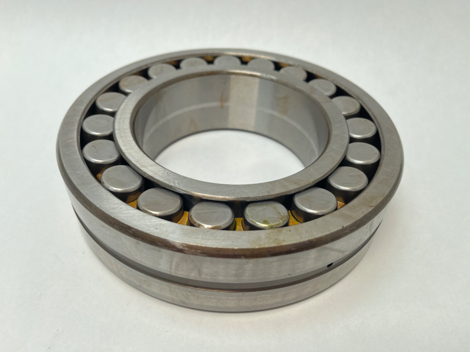 Hyatt 22220KMBC3W33 Bearing 100x180x46 mm 22220K 22220-K-MB-C3-W33