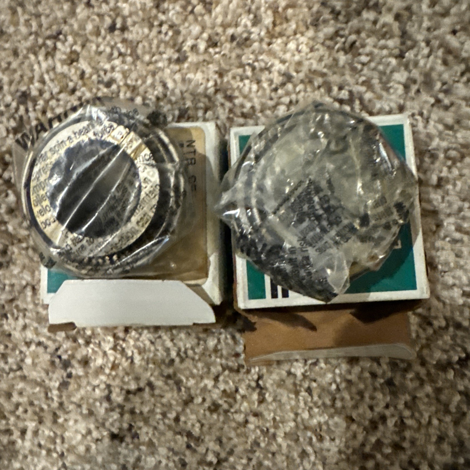SKF Napa BR14 Tapered Roller Bearing Cup + Cone L44643 L44610 Set Of 2