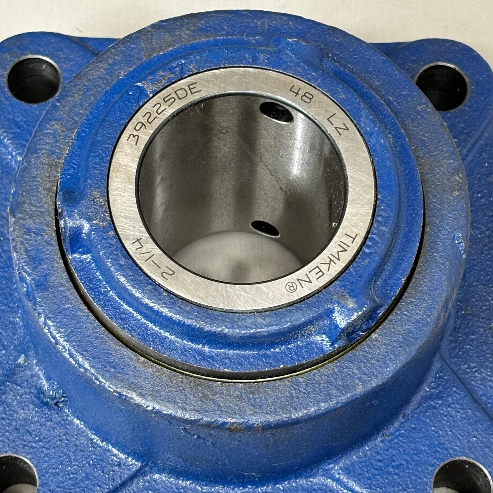 ROYERSFORD Type E 4-Bolt Square Flange Bearing 2-1/4″ Dual Locking 20-05-0204