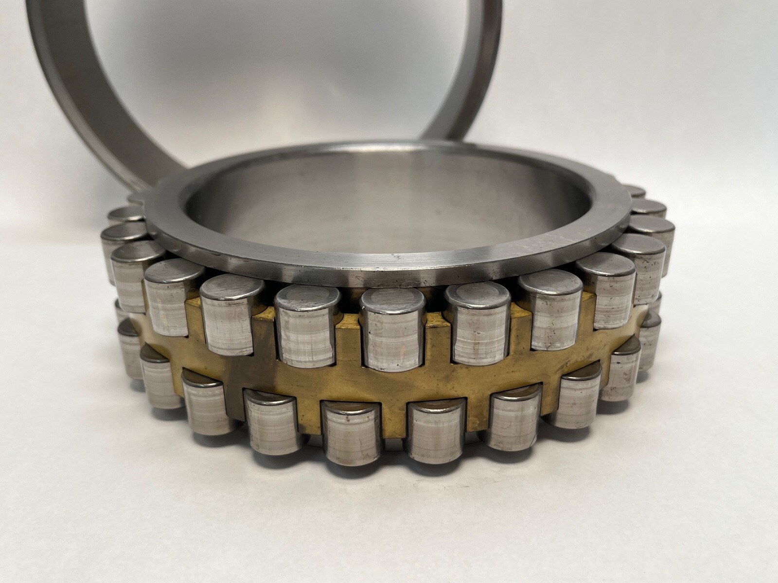 SKF NN-3026-KM/SP Cylindrical Bearing 130x200x52 mm NN3026 NN-3026-K-M-SP