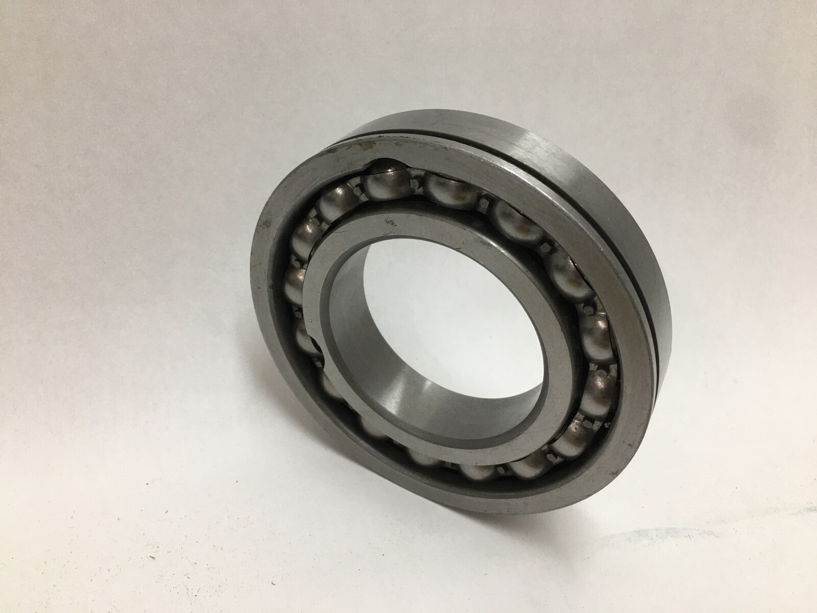 MRC 212MFG Bearing Single Metal Seal w/ snap ring 6212-NR-Z MaxType 60x110x22 mm