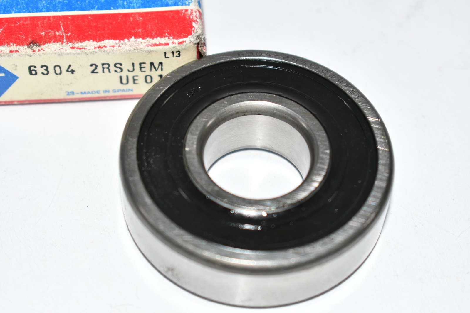 NEW SKF 6304 2RSJEM Medium 6300 Series Deep Groove Ball Bearing
