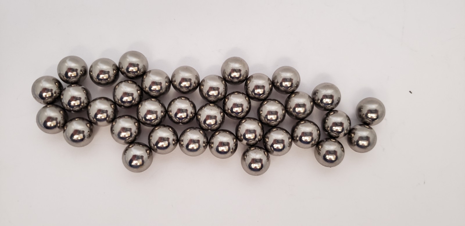 SKF RB-10/III CHROME STEEL BALL FOR BEARING, 10mm (PACK OF 35) NNB
