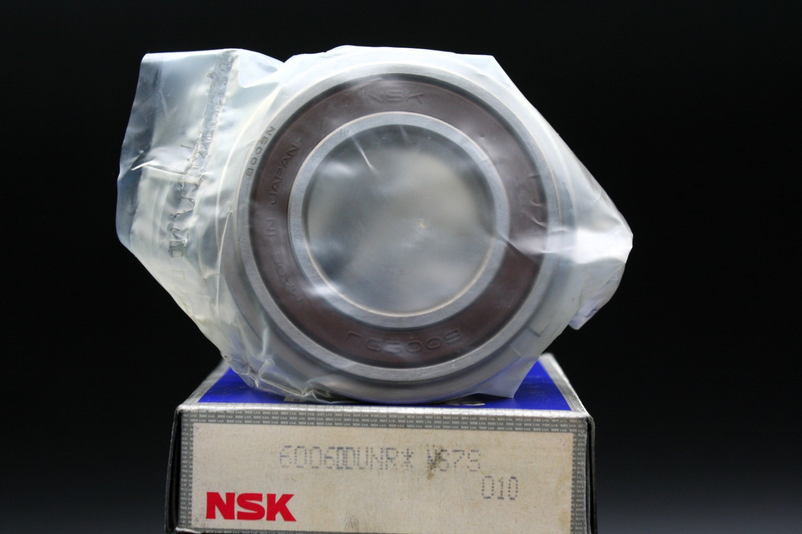 One (1) NSK 6006DDUNR Single Row Deep Groove Ball Bearing 30 mm ID Japan NEW