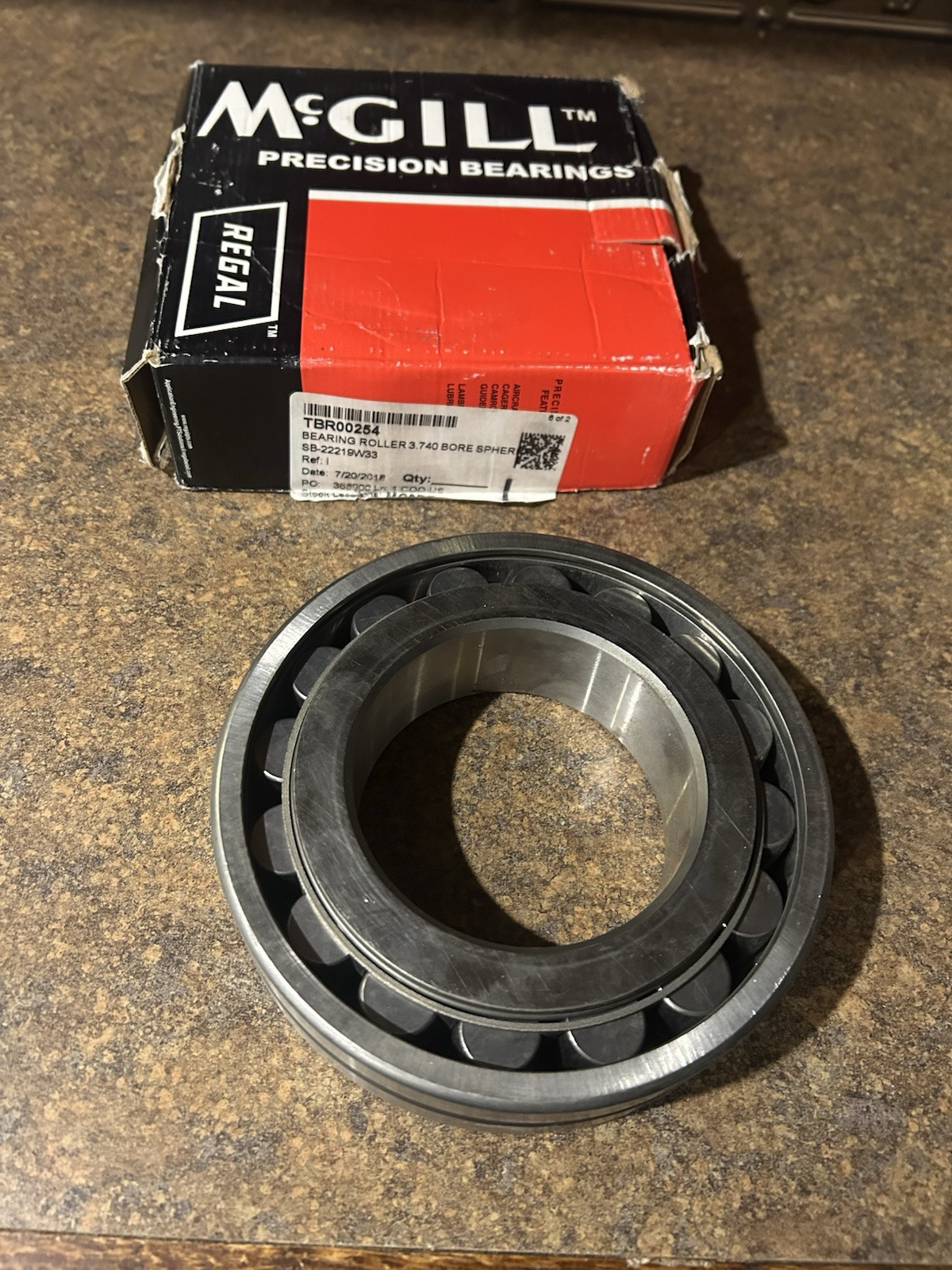 McGill Bering Roller Breather Spherical Roller Bearing Part #SB-22219W33