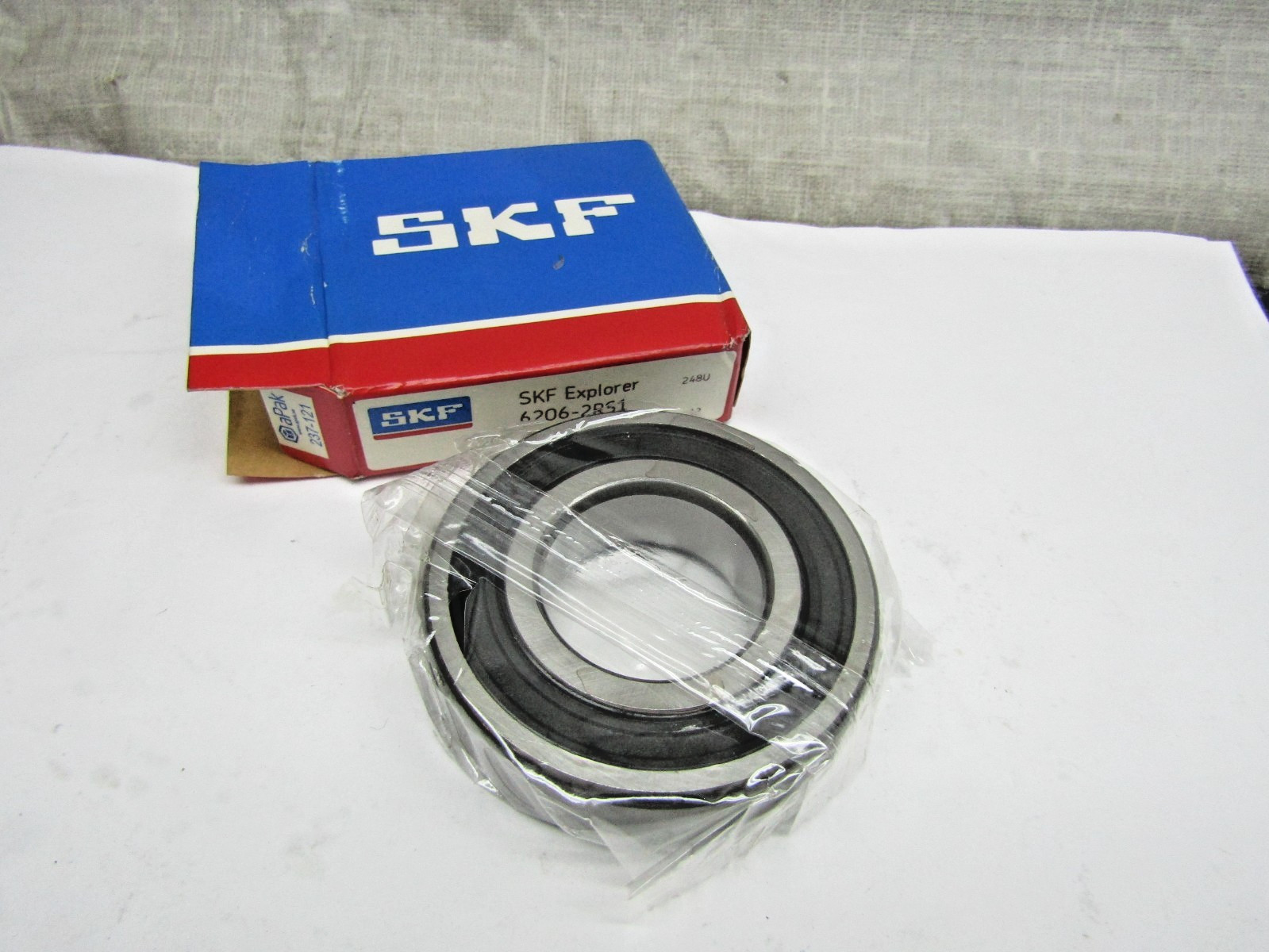 SKF 6206-2RS1 30mm x 62mm x 16mm Sealed Bearing