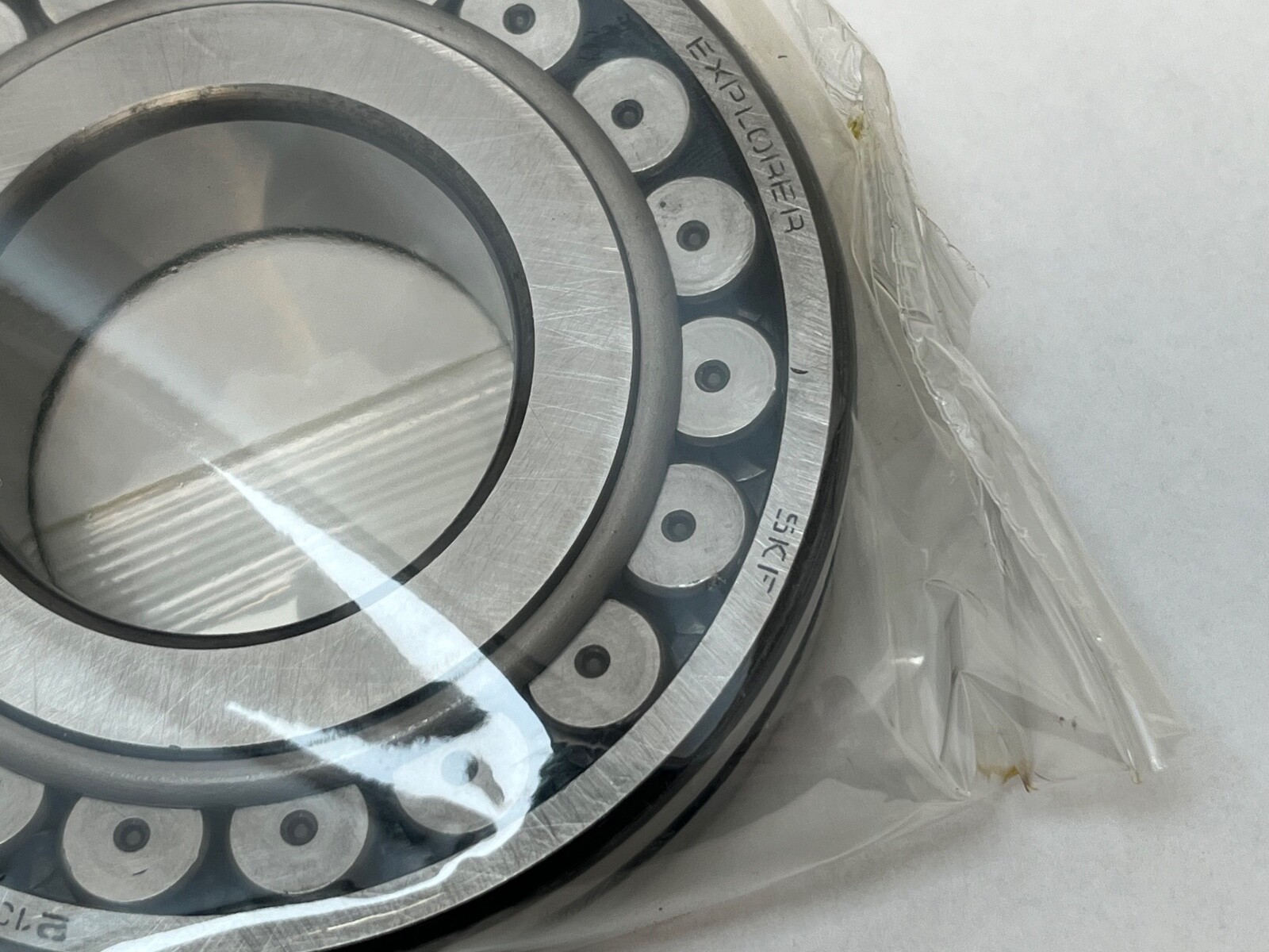 SKF 21309-E Spherical Bearing 21309-E-W33 45x100x25 mm