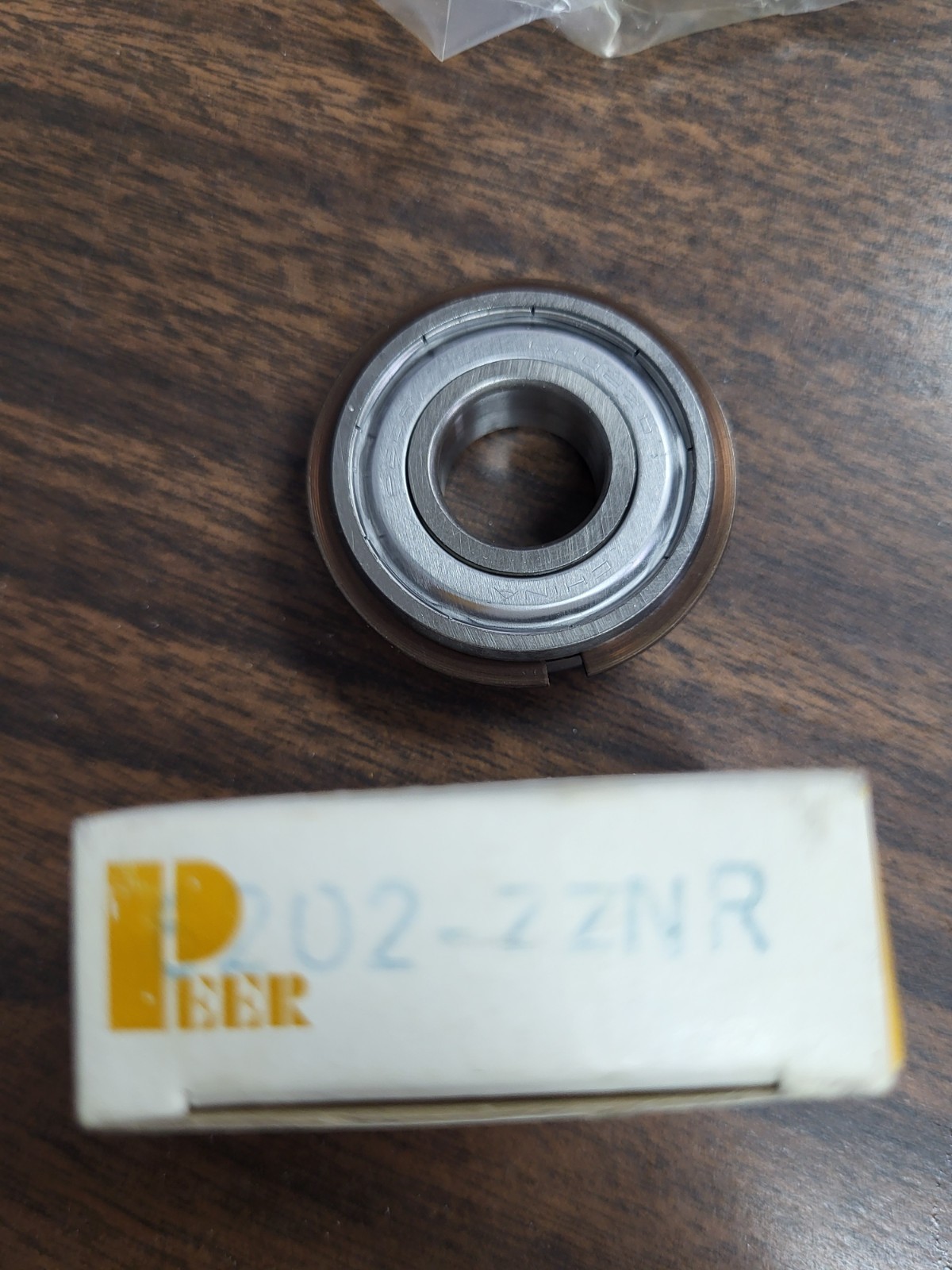 2 PCS – PEER 6202-ZZNR Deep Groove Radial Ball Bearing with ring