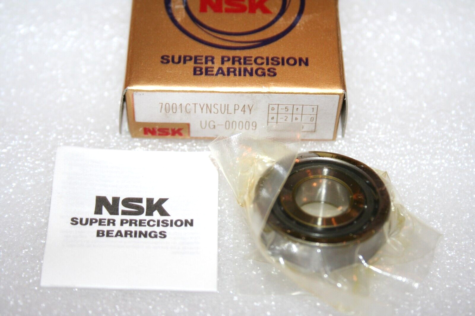 NSK 7001 CTYNSULP4 Super Precision Angular Contact Bearing * NEW *