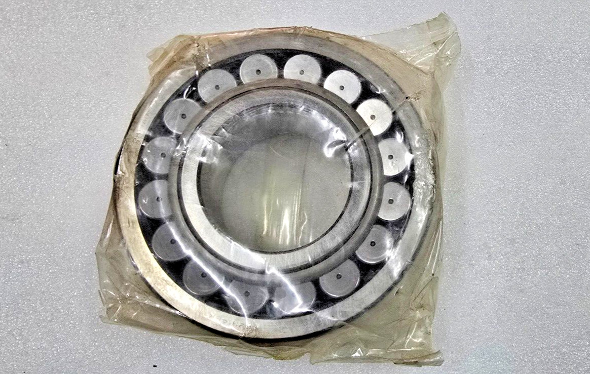 22314 EK Spherical Roller Bearing 70x150x51MM SKF GREAT BRITAIN 22314 EK W33