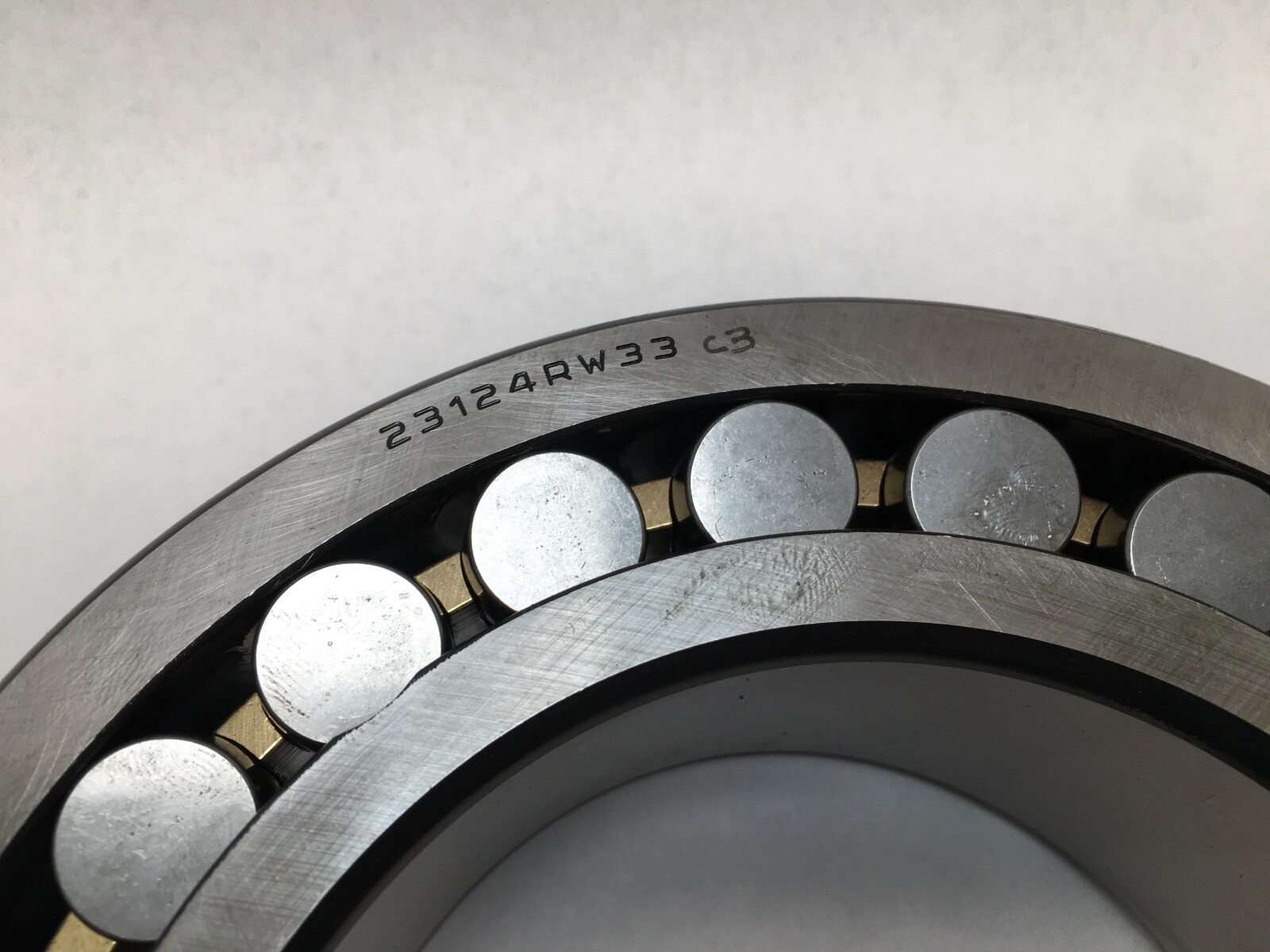 KOYO 23124RW33C3 Spherical Roller Bearing 120x200x62 mm 23124 R W33 C3 Japan