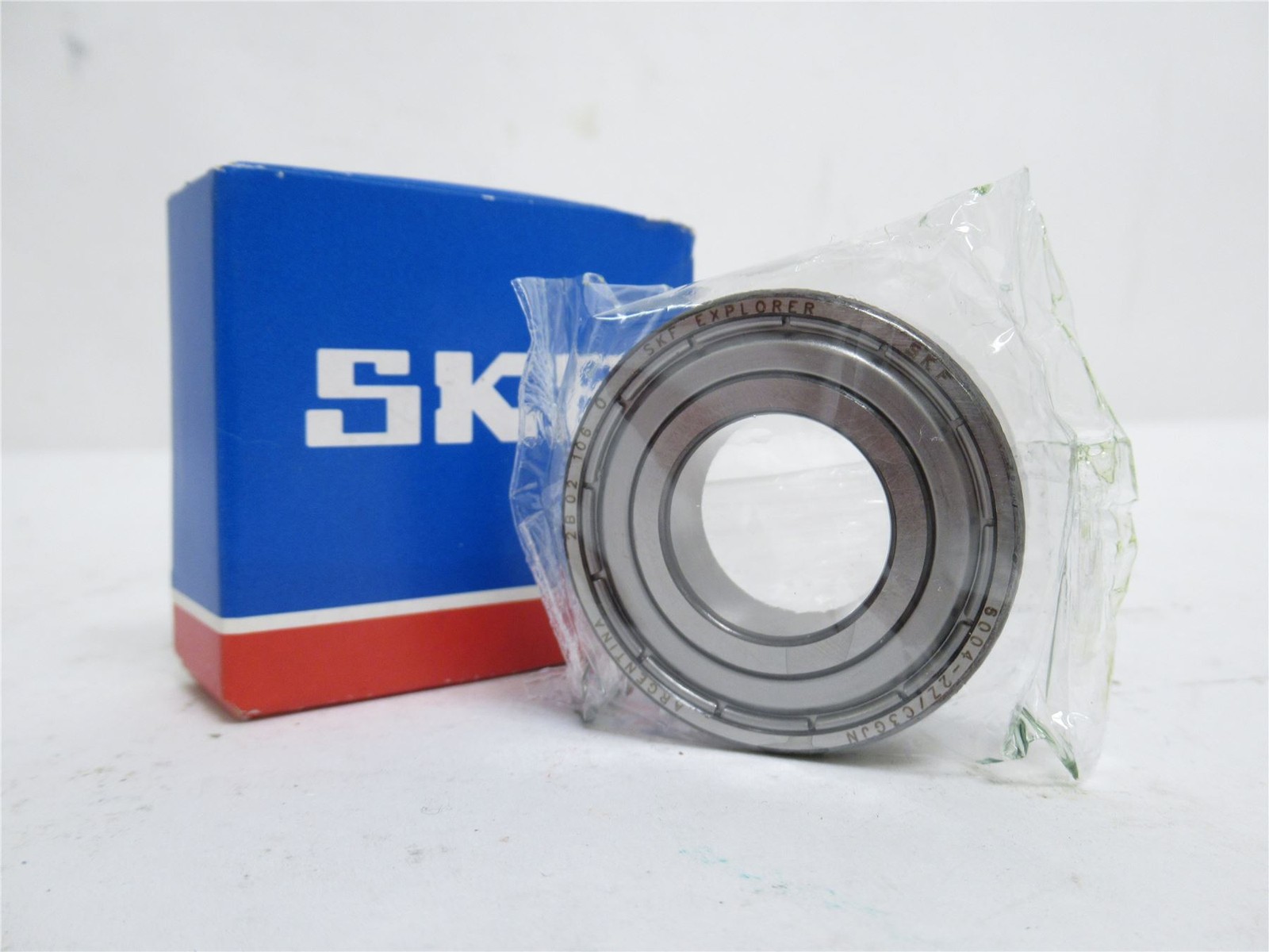 233500 New In Box; SKF 6004-2ZJEM Ball Bearing; 20mmID x 42mmOD x 12mm Wide