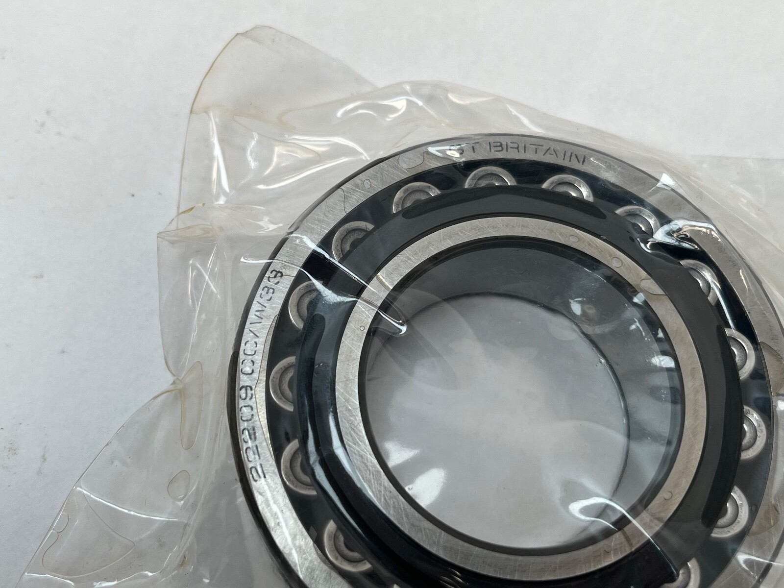 SKF 22209-CC-W33 Spherical Bearing 45x85x23 mm 22209 CC/CJ/C W33 Britain
