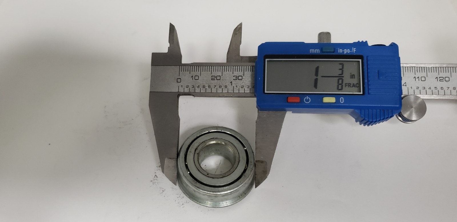 CONVEYOR BEARING, 5/8″ BORE, 1-3/8″ OD, 7/16″ WIDTH (LOT OF 3) NNB