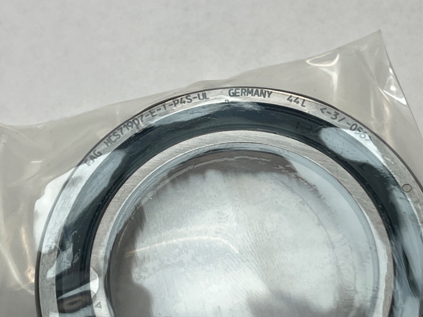 FAG HCS71907E.T.P4S.UL Bearing HCS-71907-E-T-P4S-UL 7907 35x55x10 mm