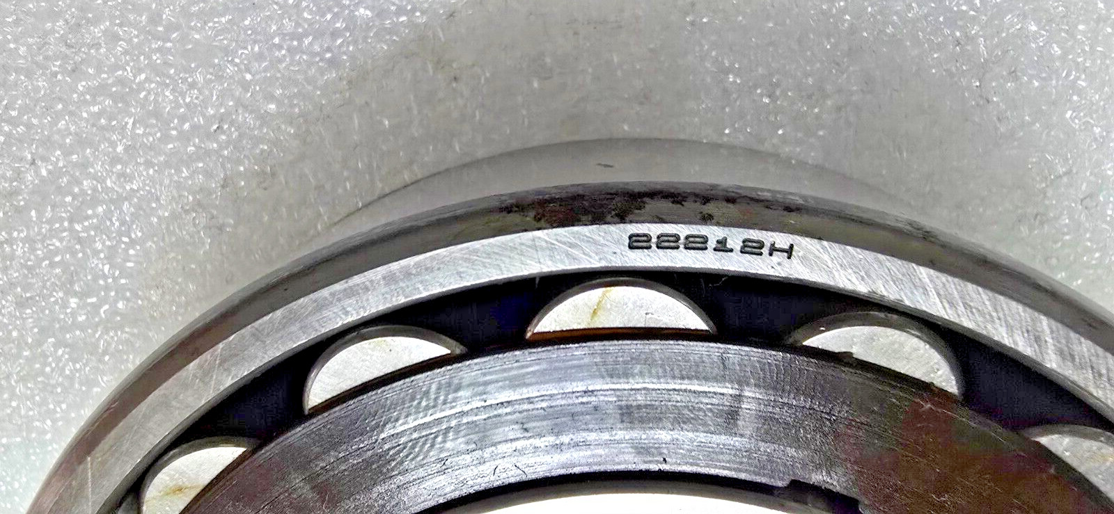 22212 HK Spherical Roller Bearing NEW OPEN NSK JAPAN NYLON CAGE 22212K