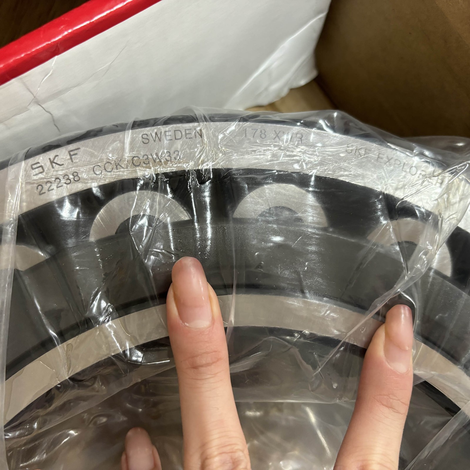 New Spherical Roller Bearing 22238 CCK/C3W33 for SKF 190mm Bore