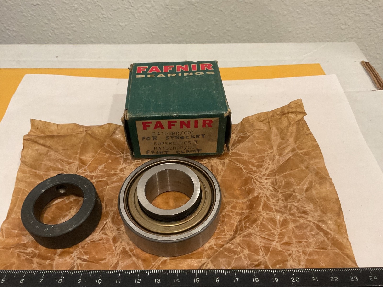 New Fafnir RA102RR+COL Bearing Insert, 1.125″ ID, 2.4909″ OD, .9375″ Wide