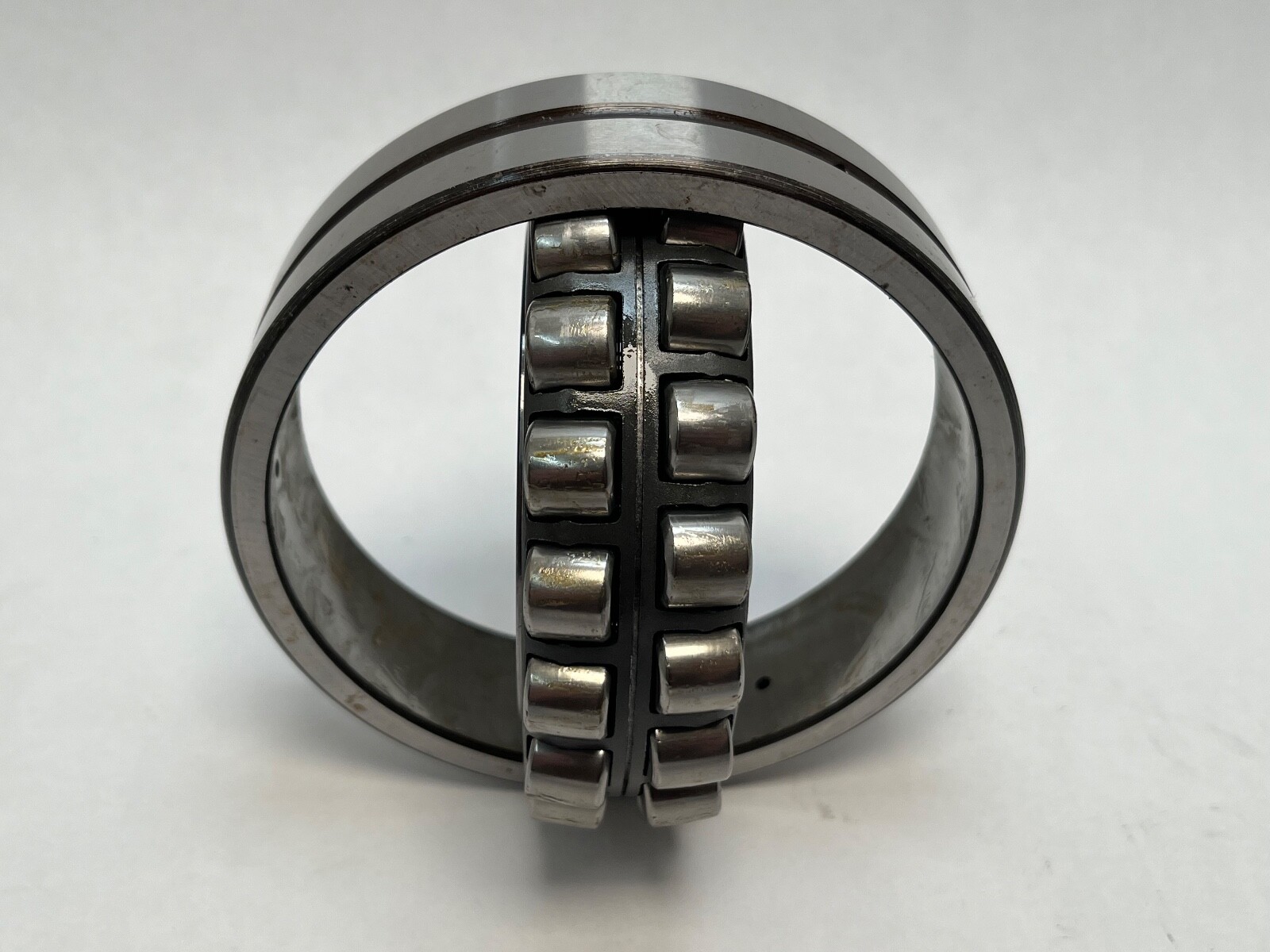 SKF 22213-CCKJ-C3-W33 Spherical Bearing 65x120x31 mm 22213-CC-K-J-C3-W33 USA