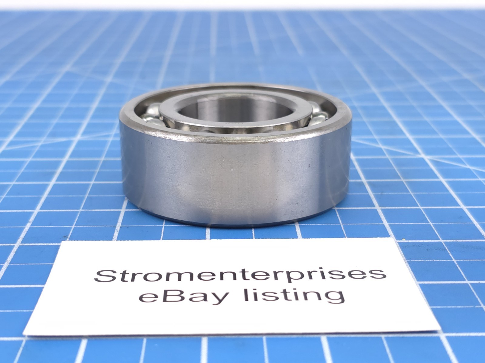 New. NSK 3207 Angular Contact Bearing, 35mm ID, 72mm OD, 27MM Width