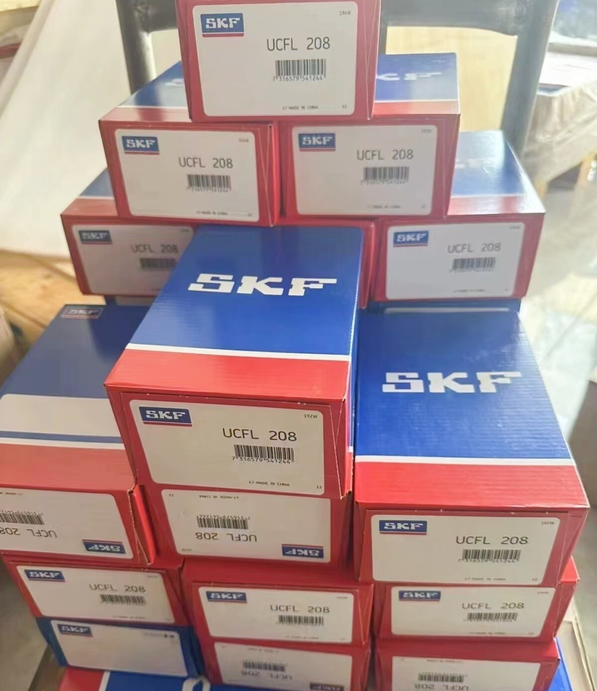 1PC SKF UCFL 208 seat bearing unit