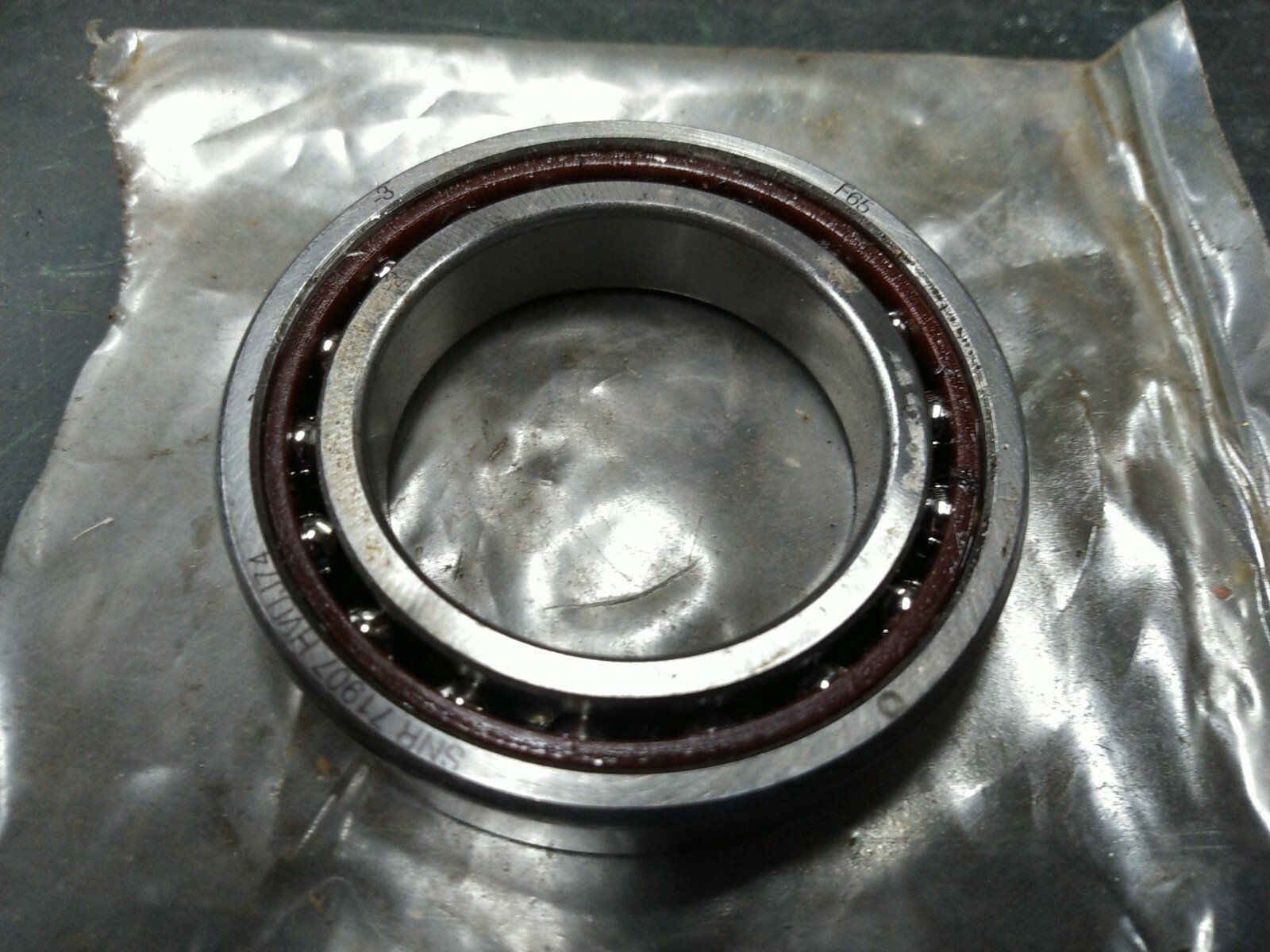 SNR 71907HVUJ74 Precision Angular Contact Bearing NTN 71907 35mm x 55mm x 10mm