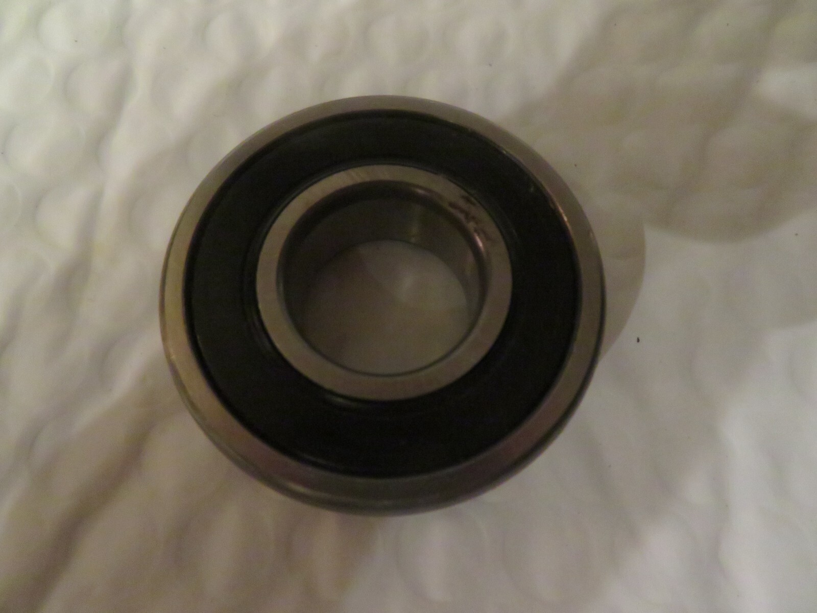 NEW SKF BALL BEARING 6204 2RSJEM 6204-2RSH/C3GJN “LOT OF 3”