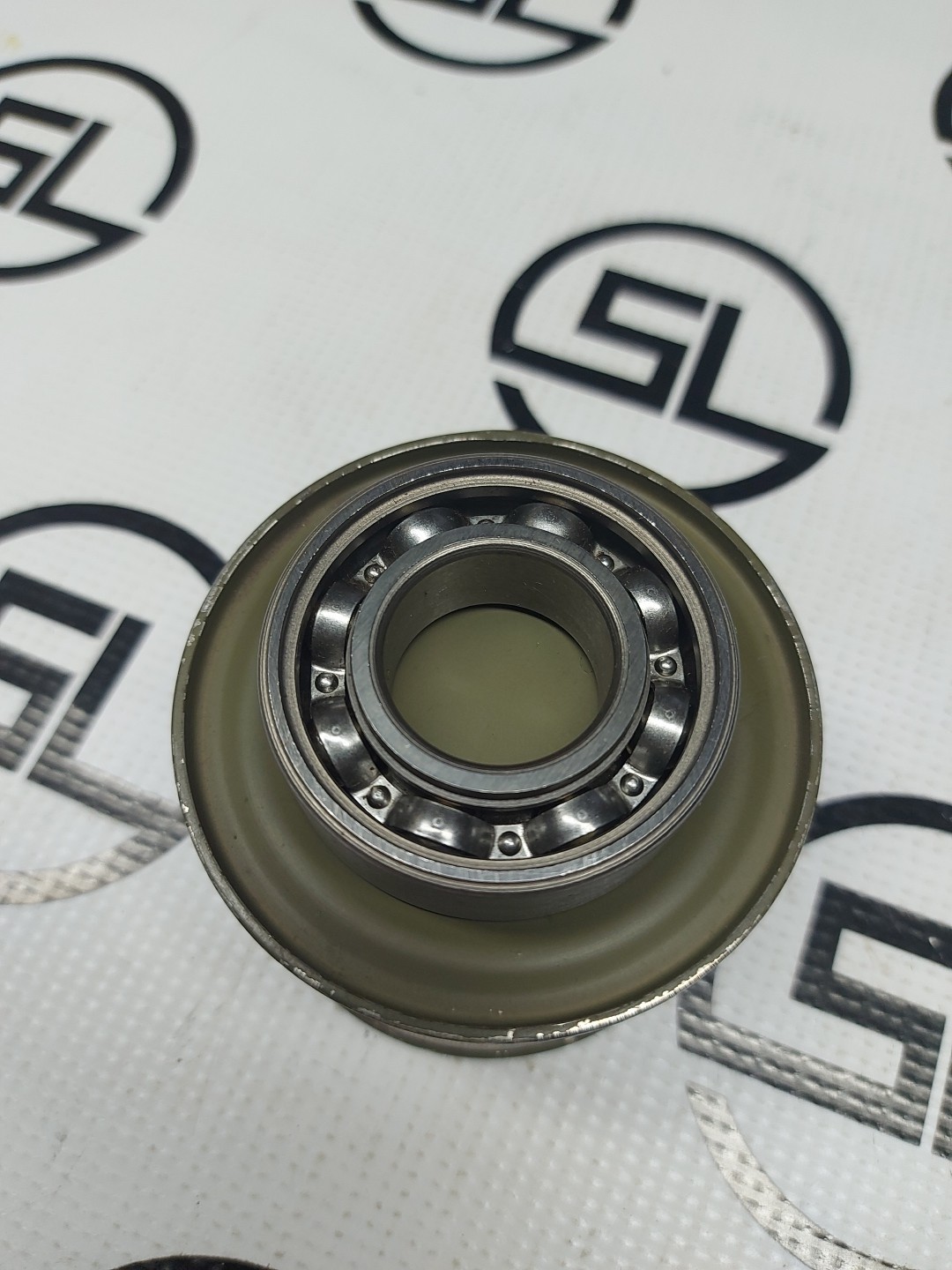 NEW OLD STOCK NOS MILITARY SURPLUS 7205 Hoover New Single Row Ball Bearing.