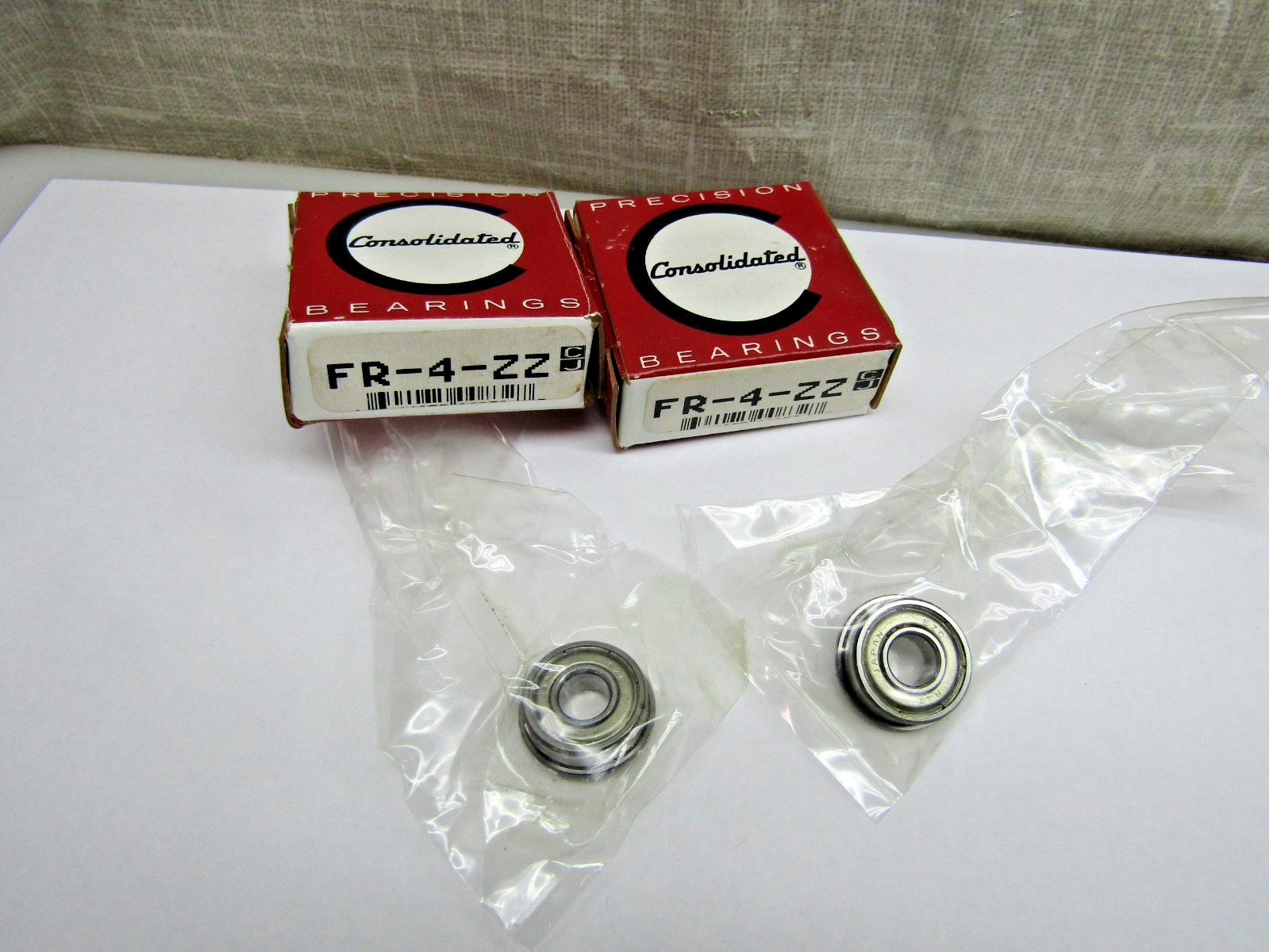 (Lot of 2) Consolidated EZO FR4-ZZ 1/4″ X 5/8″ X .196″ Shielded Flanged Bearing