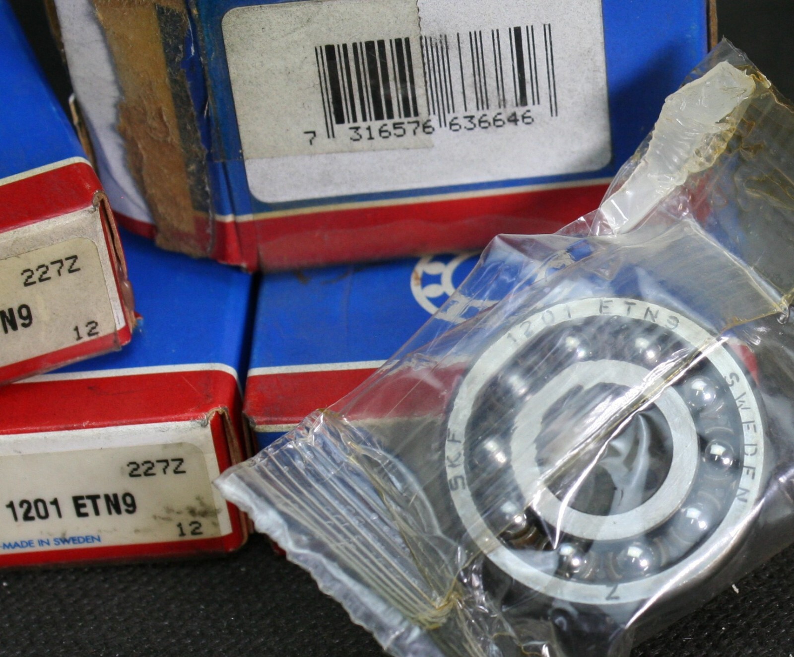 One (1) SKF 1201 ETN9 Self Aligning Bearing 12 MM Bore Sweden NEW