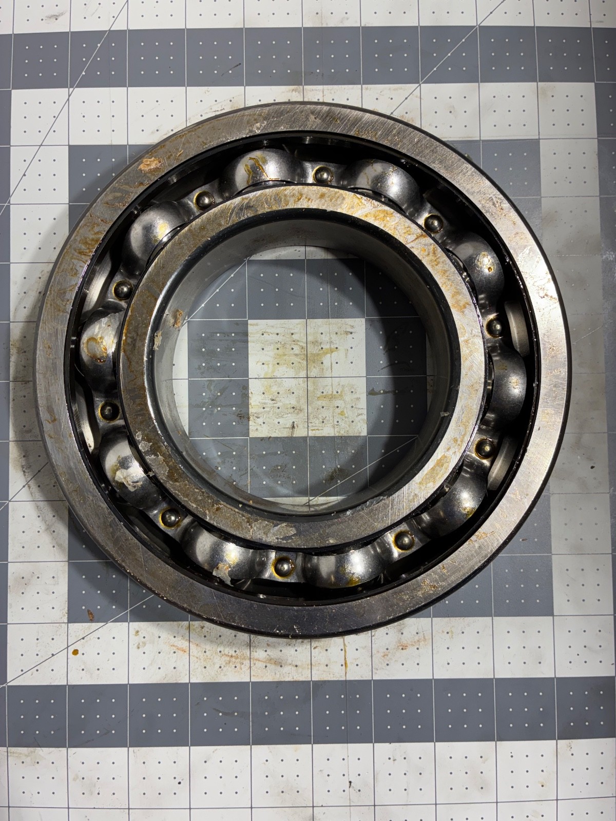 SKF 6222 – Single Row Deep Groove Ball Bearing – Made in USA – New Open Box
