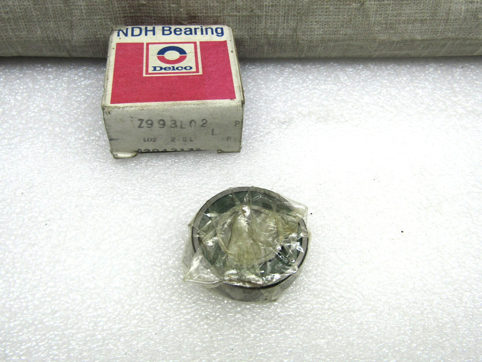 NDH Delco USA Z993L02 15mm X 32mm X 9mm Sealed Bearing 6002-2RS