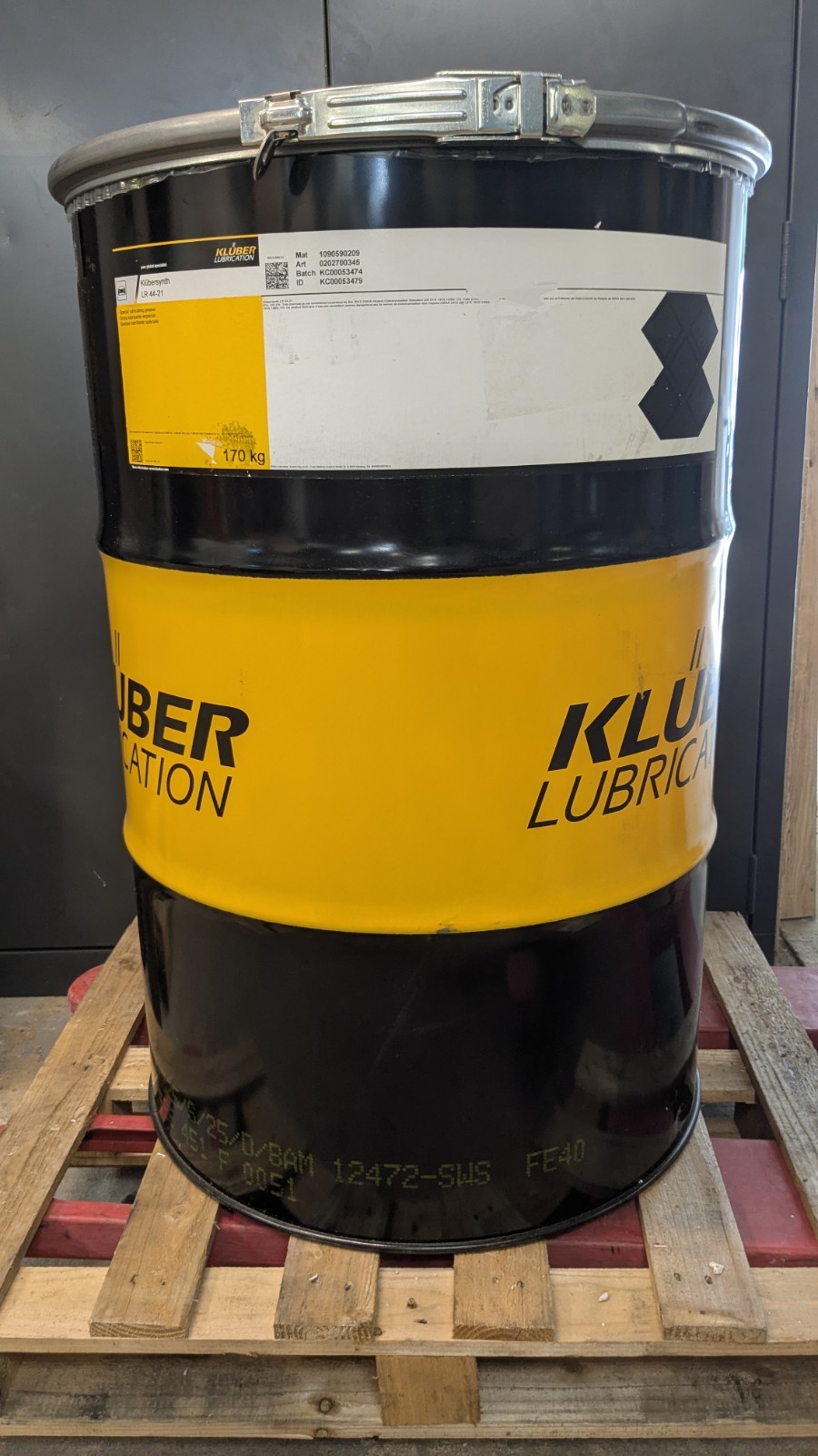 Kluber (020270) Klubersynth LR 44-21 Grease – 170kg Drum IN STOCK