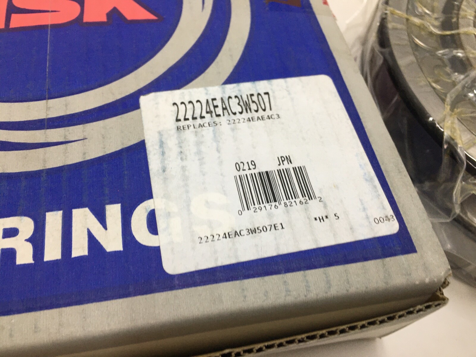 NSK 22224EAC3 Spherical Roller Bearing 120x215x58 mm 22224EAE4C3 22224 EA C3