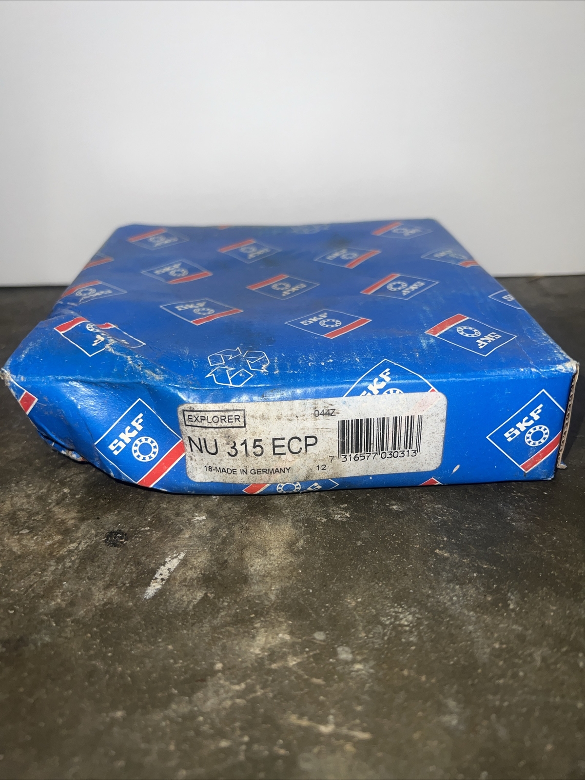 SKF NU315ECP Cylindrical Roller Bearing 75x160x37mm Single Row New In Box