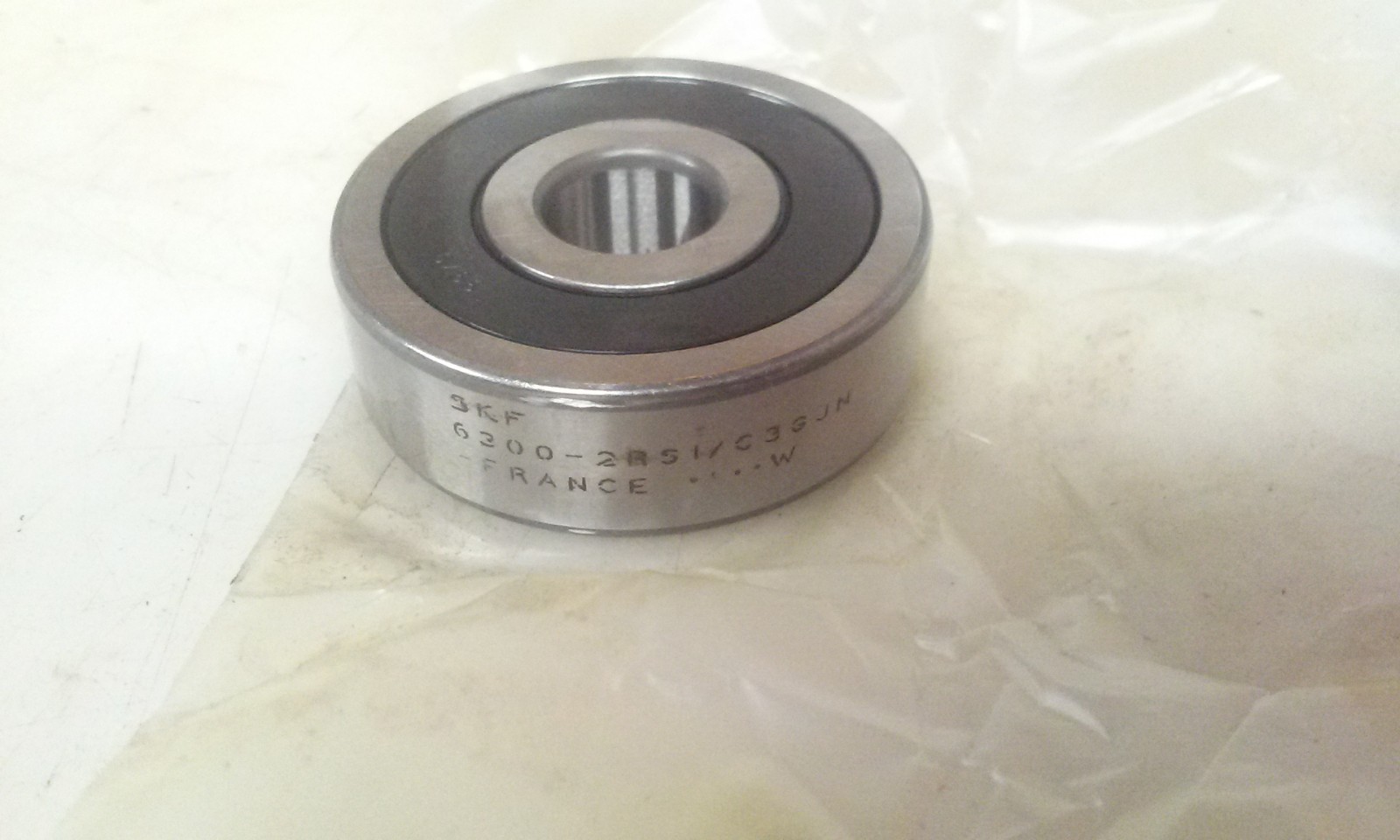 SKF 6300 2RS JEM / 2RS1 C3 GJN bearing, France