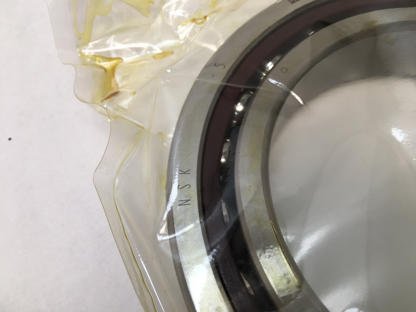 NSK 7017CTRSULP4Y Bearing 85x130x22 mm 7017-CTR-DUL-P4Y ABEC7 England