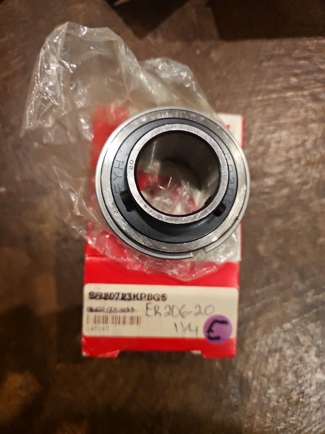 FYH ER206-20DSK3 Free Spin Insert Bearing Setscrew Locking Free Spin 1-1/4″ Bore