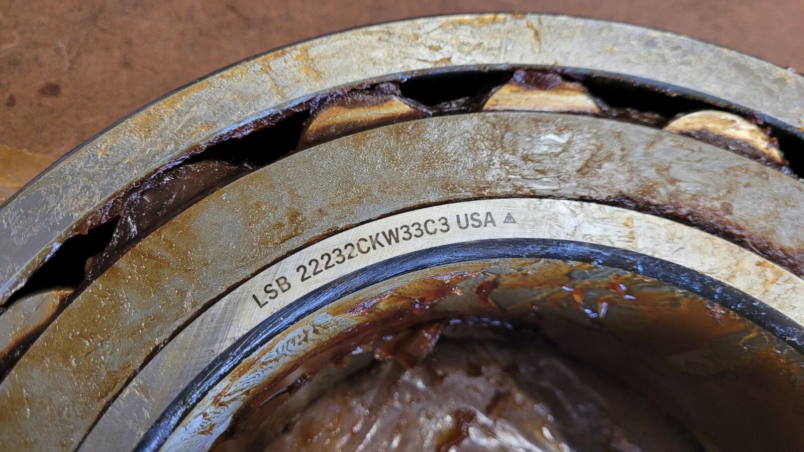 LSB 22232CKW33C3 Spherical Roller Bearing 160mm Bore 290mm OD 80mm Wide