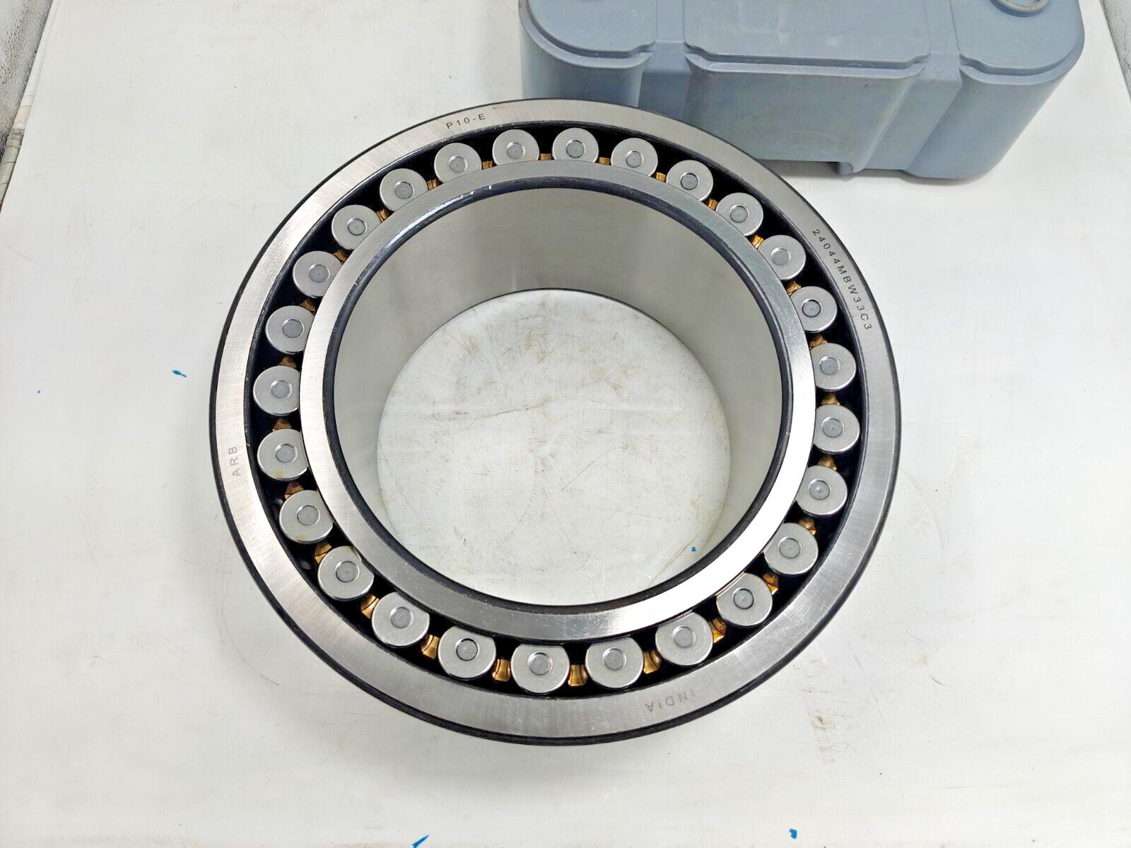 24044 MB-W33-C3 ARB Spherical Roller Bearing Brass Cage 220x340x118 mm BRAND NEW