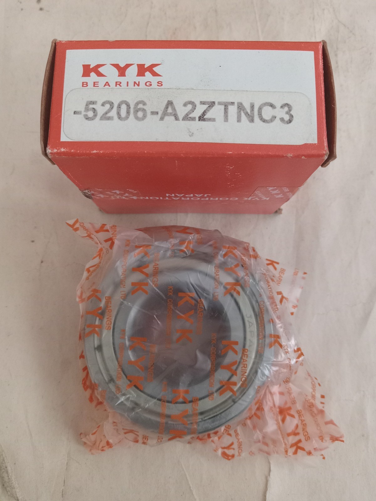 KYK 5206-A2ZTN Bearing (5207-ZZ)